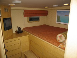 ALTISA VII 1/2 24 Captain Cabin