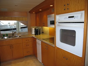ALTISA VII 1/2 14 Galley