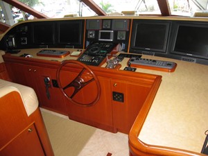 ALTISA VII 1/2 7 Pilothouse