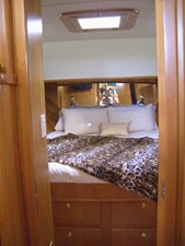 42ft 2002 Symbol 42 Classic Trawler 23 