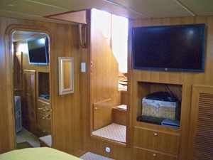 42ft 2002 Symbol 42 Classic Trawler 25 