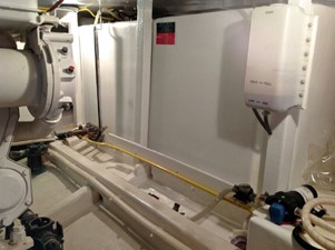 42ft 2002 Symbol 42 Classic Trawler 28 
