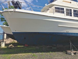 42ft 2002 Symbol 42 Classic Trawler 48 