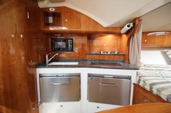 Stocks & Blondes 23 Galley