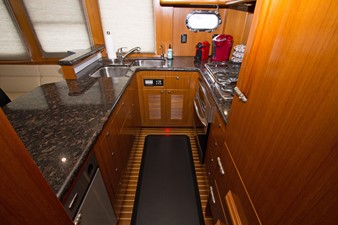 STELLA MARIS 5 Galley