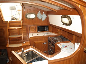 LOTH LORIEN  37 Galley 