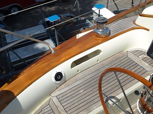 LOTH LORIEN  8 Cockpit 