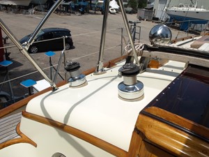 LOTH LORIEN  10 Winches 