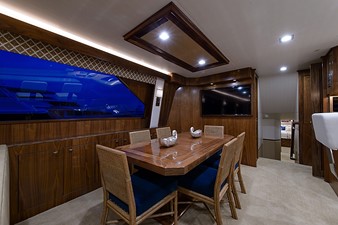 Miss Moneypenny 12 Dining