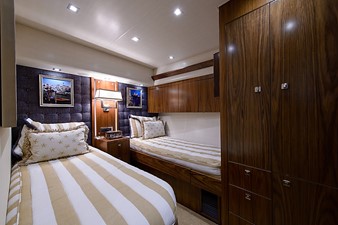 Miss Moneypenny 47 Forward Port Guest Stateroom