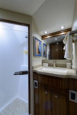 Miss Moneypenny 51 Port Aft Guest Head