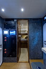 Miss Moneypenny 57 Crew Area