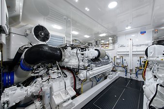 Miss Moneypenny 86 Engine Room