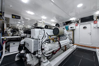 Miss Moneypenny 91 Engine Room