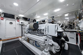 Miss Moneypenny 92 Engine Room