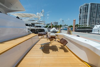Miss Moneypenny 72 Cockpit
