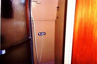 350 Catalina 13 Stall Shower
