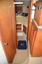 LULU (Name Reserved) 23 V-Berth Entry