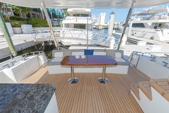 Ocean Alexander 70E12 1 