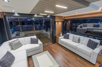 Ocean Alexander 70E12 7 