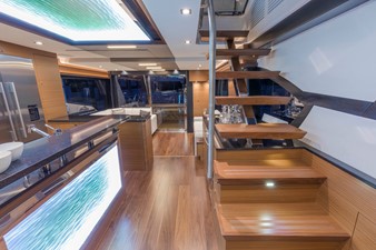 Ocean Alexander 70E12 15 