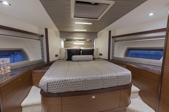 Ocean Alexander 70E12 24 
