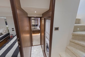Ocean Alexander 70E12 19 