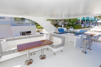 Ocean Alexander 70E12 42 
