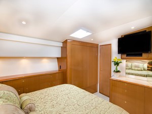 Following Grace 21 Master Stateroom