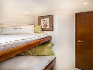 Following Grace 31 Guest Stateroom