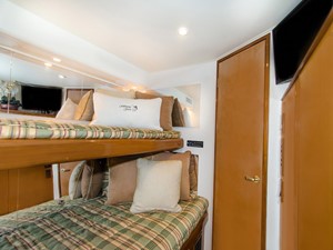 Following Grace 36 Guest Stateroom