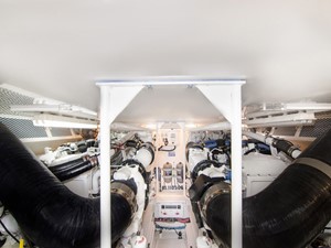 Following Grace 60 Engine Room