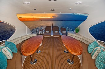 Divine Destiny 12 Flybridge