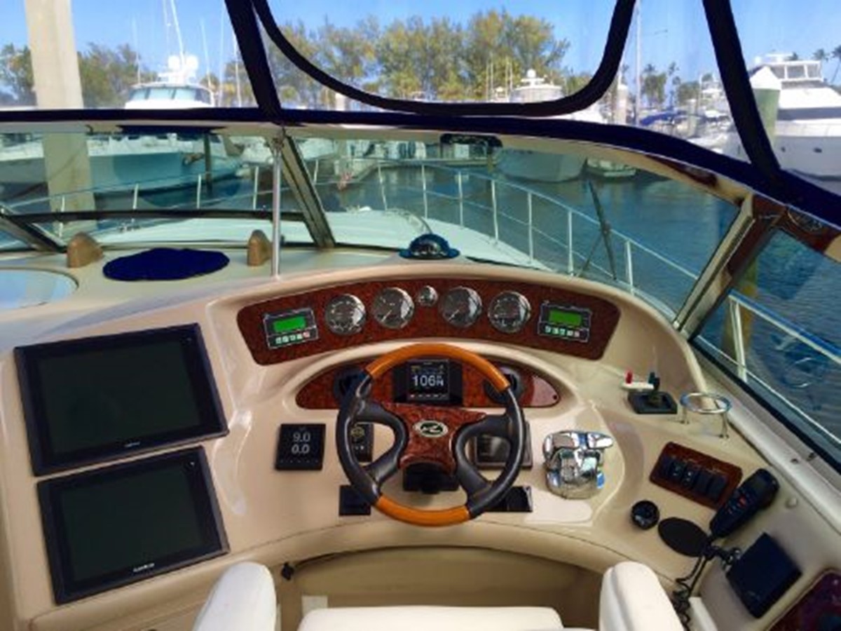 First Class Motor First Class Motor Yacht SEA RAY 60' 2005 | YATCO