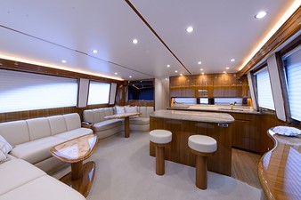 55' Viking  1 Salon