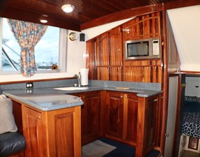 33 BERTRAM CUSTOM FBC with Tower 10 