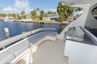 LADY SANDRA 22 Upper Aft Deck 