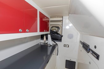 LADY SANDRA 42 Lazarette Storage