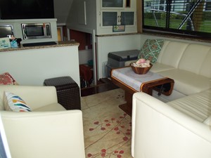 Salon Looking Forward