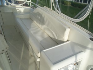 CHINA DOLL 22 Starboard Side Flybridge Seat