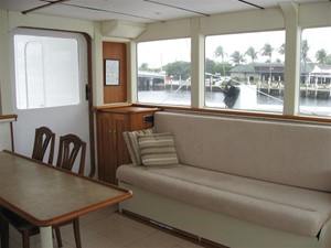 BONEFISH 19 Helm Table & Settee