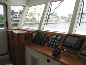 BONEFISH 21 Helm Port Console