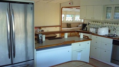 BONEFISH 15 Galley 3