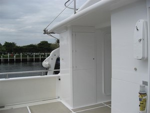 BONEFISH 36 Middle Cockpit