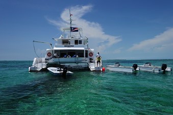 BONEFISH 3 Toys and Tenders
