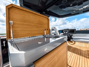 Okean 50 (50-06) 21 Wet Bar with Refrigerated Drink Box