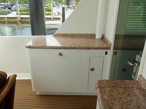 DUCHESS 21 Aft Deck Fridge/Freezer