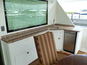 DUCHESS 22 Aft Deck Bar