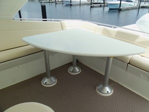 DUCHESS 59 Starboard Side Flybridge Table