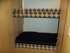 DUCHESS 35 Aft Guest Cabin